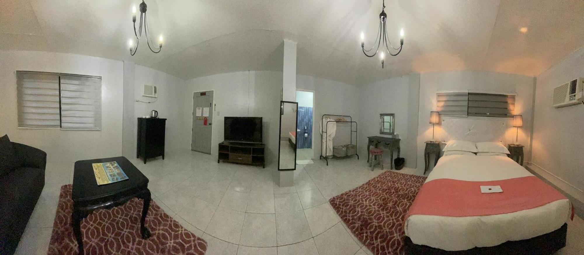 Sunbloom Beachfront Hotel And Restaurant Zambales Sinabacan 外观 照片